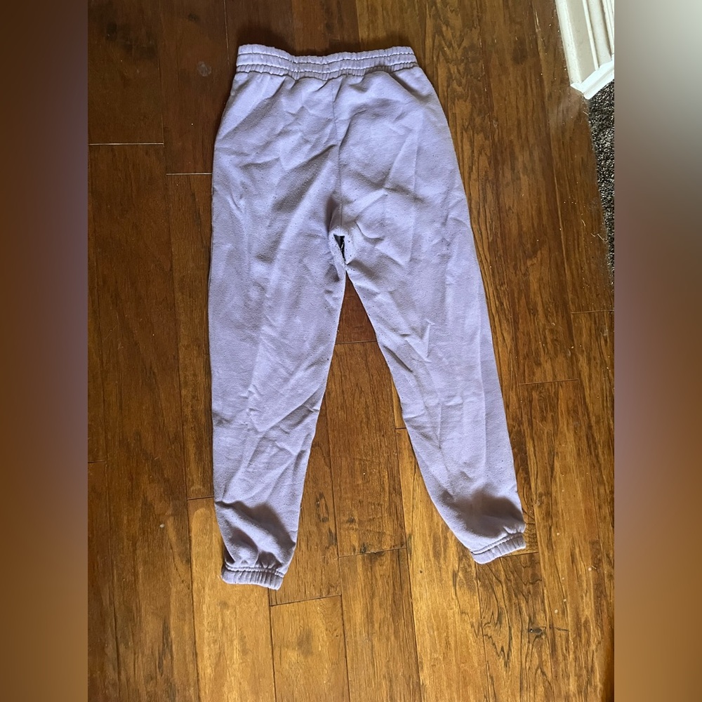 Lilac sweatpants